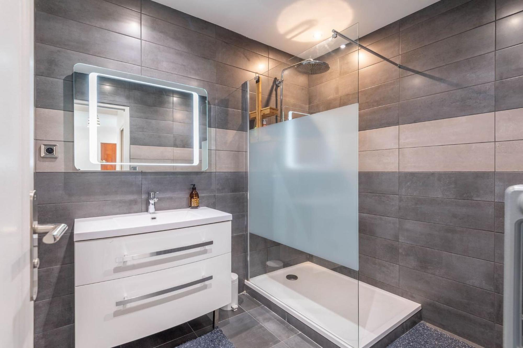 Smartstay Le Thiou - Annecy Centre Bagian luar foto
